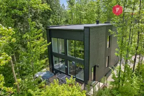 The LoftWood in Portneuf - Private SPA Pool Trails - Image 3