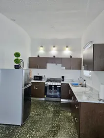 Entire House | Fits 4| Wifi | A/C | Gated Parking - Image 5