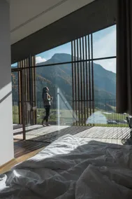 Penthouse with pool & sauna - Image 5