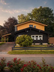 Cozy log cabin for up to 12 people - Image 4