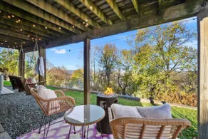 Private Retreat with fire pit and hot tub - Image 5