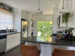 Dog-Friendly Home in Long Beach | Near Beach - Image 5