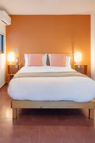 Sunny Suite with Terrace and Beautiful Views - Image 3