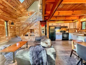 The Challenge House-mega games-hottub-beach-lake-The ultimate Poconos game house - Image 2
