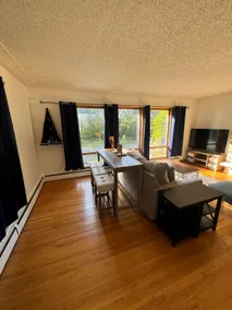 Private Oasis Close to Downtown 4BD 2BA - Image 4