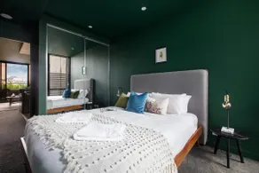 Evergreen Oasis - Poolside Living on Stanley Street - Image 4