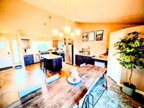 Spacious Omaha Home | Pet-Friendly & Convenient - Image 5
