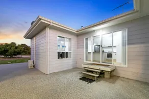 CandE on Samphire Spacious 4-bedroom home! - Image 3