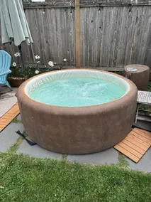 Wilde Abode - quaint 1BR guesthouse w/ hot tub - Image 2