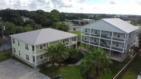 Polished 3BR 2BA · King Beds · Full Kitchen · WiFi - Image 2