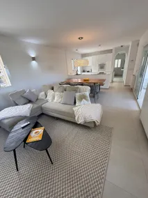 Exclusive villa with sea view and pool in Paguera - Image 4