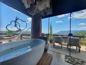 Mountain Chalet with Hot Tub/Fireplace Santo Amaro SC - Image 2