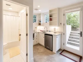 New Luxe Studio Cleveland Park near Zoo - Image 4