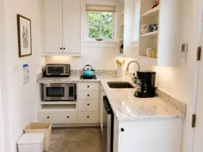New Luxe Studio Cleveland Park near Zoo - Image 2