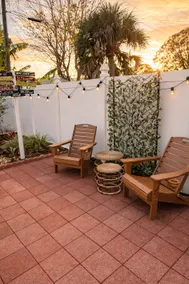 Tropical Vacation POOL Home in Melbourne, 7 mins to Beach - Image 5