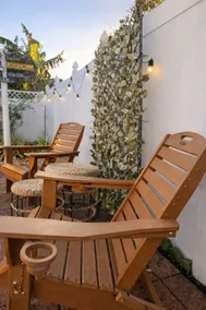 Tropical Vacation POOL Home in Melbourne, 7 mins to Beach - Image 4