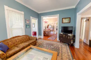 Historic Cottage - Walk to Downtown & Trails - Image 2