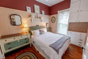 Historic Cottage - Walk to Downtown & Trails - Image 3
