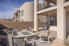 Spacious 6BR Sleeps 14 - 3 King Suites on Hole 1 - Image 4
