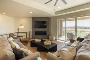 Spacious 6BR Sleeps 14 - 3 King Suites on Hole 1 - Image 5