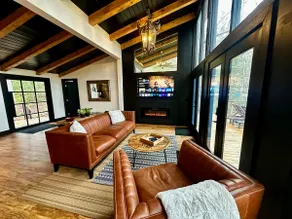 Lakefront Cottage in the Mountains of North GA - Image 4