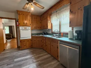 Cutie's Palace, 3bd/1ba Home, W/D, Wi-Fi, Deck - Image 5