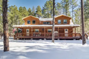1 Mi to Lake: Chic Arizona Cabin w/ Large Porch! - Image 3