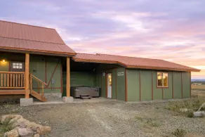 Runaway Creek Lodge+4Bedrms+Wi-Fi+Hot Tub - Image 3