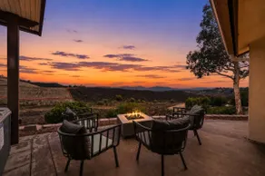 Winery Getaway with Spa and Amazing Hilltop View - Image 2
