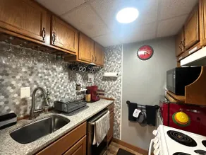 My house is your house! - Image 4