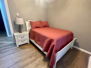Relaxing Three Bedroom Home - Malone - Image 5