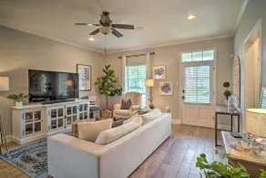 Baton Rouge Game Day House w/ Chic Yard Space - Image 4