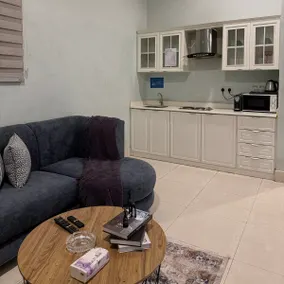 5 | 1BR Stylish Stay – Self Entry - Image 5