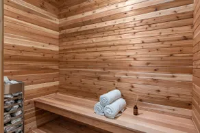 Luxury 4BR w/ Sauna, A/C & Garage near Marda Loop - Image 3