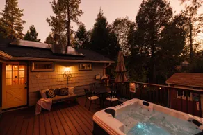 Idyllic Mountain Escape – Hike, Downtown, Hot Tub - Image 3