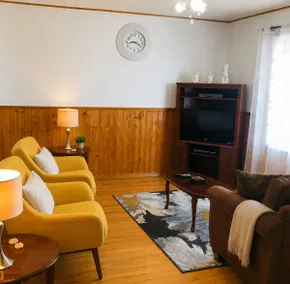 Val's Cottage - Oceanview - L'Anse aux Meadows - Image 3