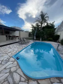 House with swimming pool, barbecue and pool table - Image 2
