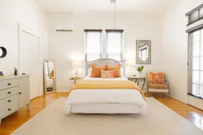 Lovely Luxury Loft walkable to Highland Park - Image 2