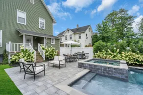 Heated gunite pool and spa with parking! - Image 4