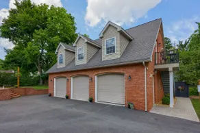 The Carriage House-Serene, Rural Setting w/Firepit - Image 2
