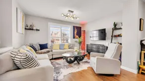 Luxury 3BR Home w/ Theatre, Office & Master Spa - Image 2