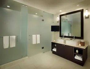 Live in Style in this Amazing Room | Pool + Spa - Image 4