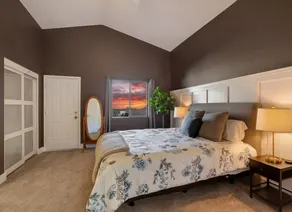 Cozy Gilbert Escape with Hot Tub, BBQ & Fire Pit - Image 2