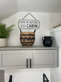 Cabin by the Creek - Image 5