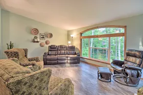 Tranquil Cabin Getaway Near Red Cedar Lake! - Image 4