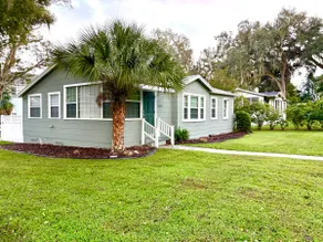 Private Bungalow In Peaceful Downtown Lakeland - Image 3