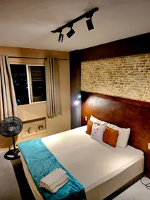 Rustic Modern Studio | Downtown | Great Value - Image 4