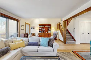 Walk to Village 2BR Mountainview Dog Friendly - Image 4
