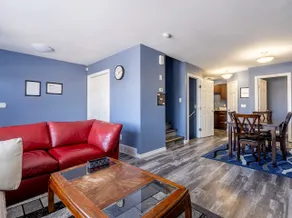 Spacious 3.5- BR Home with Compact Fitness Area - Image 4