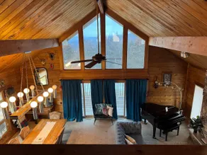 Enjoy a secluded cabin with epic sunsets & horses - Image 3